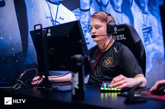 电竞LOL APP推荐及发展趋势分析