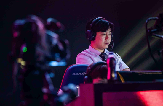 2025英雄联盟全球总决赛赛程揭晓 入围赛与瑞士轮赛程全揭秘